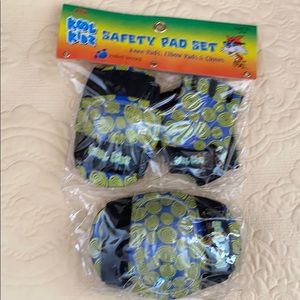 Safety pad set for kids.